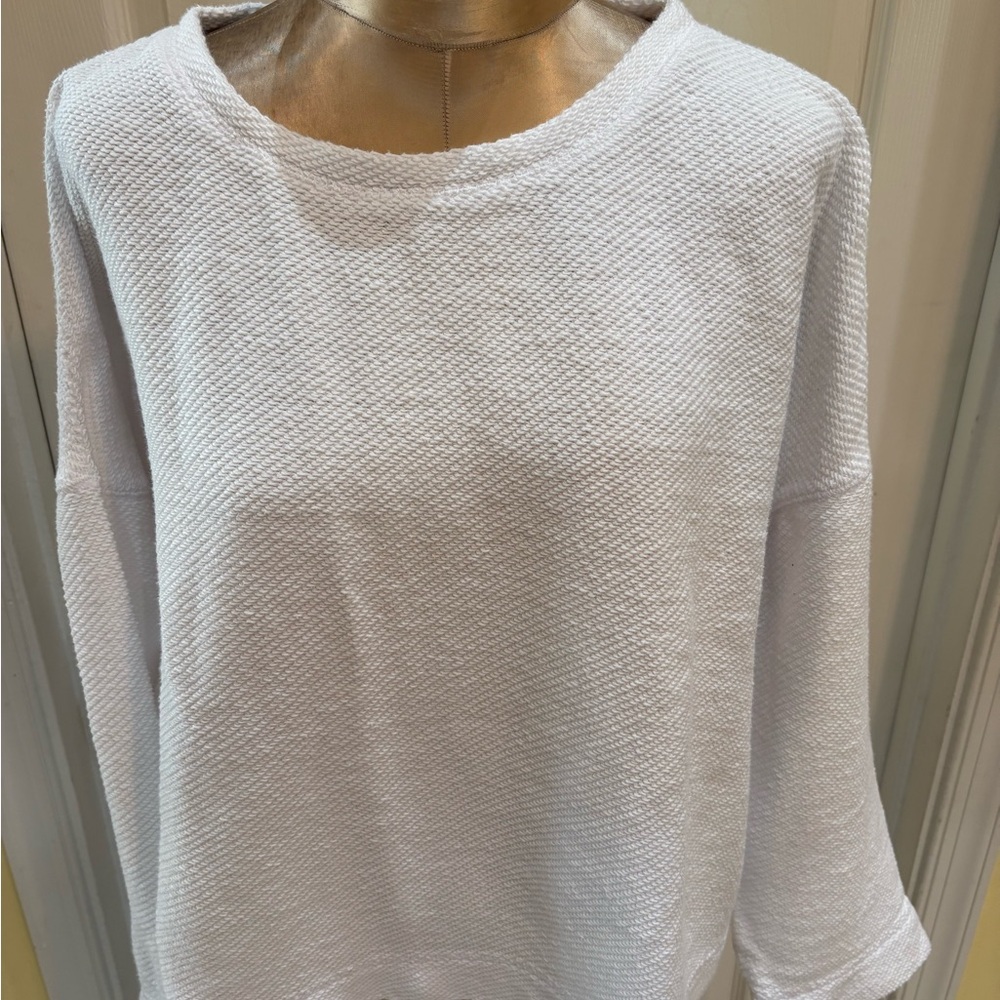 White French Terry Textured 3/4 Sleeve Top